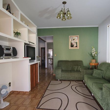 Casa Temporada Gratao 06 Min Dos Parques Thermas Olímpia Eksteriør billede